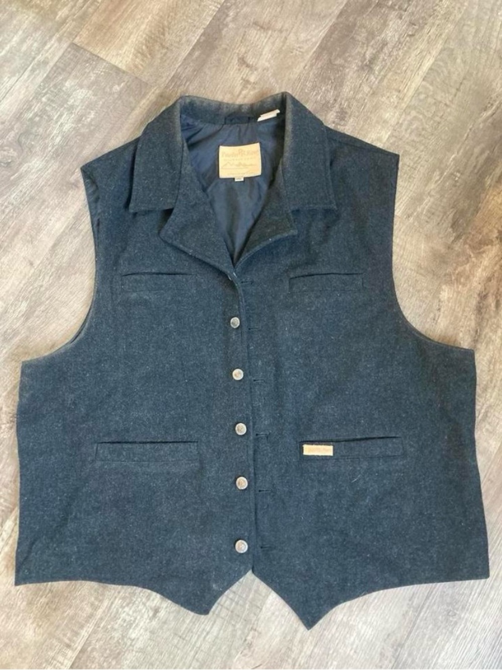 Powder River Outfitters Vest